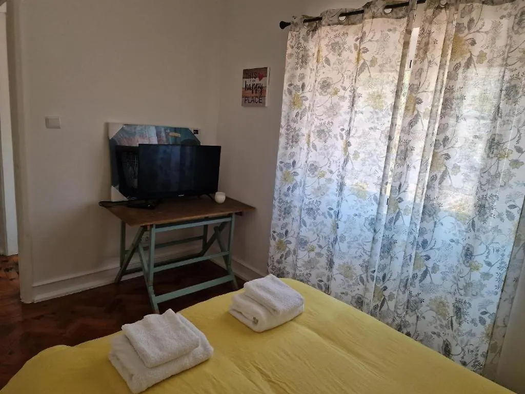 Alojamento Mercado Norte Lisbon Guest house